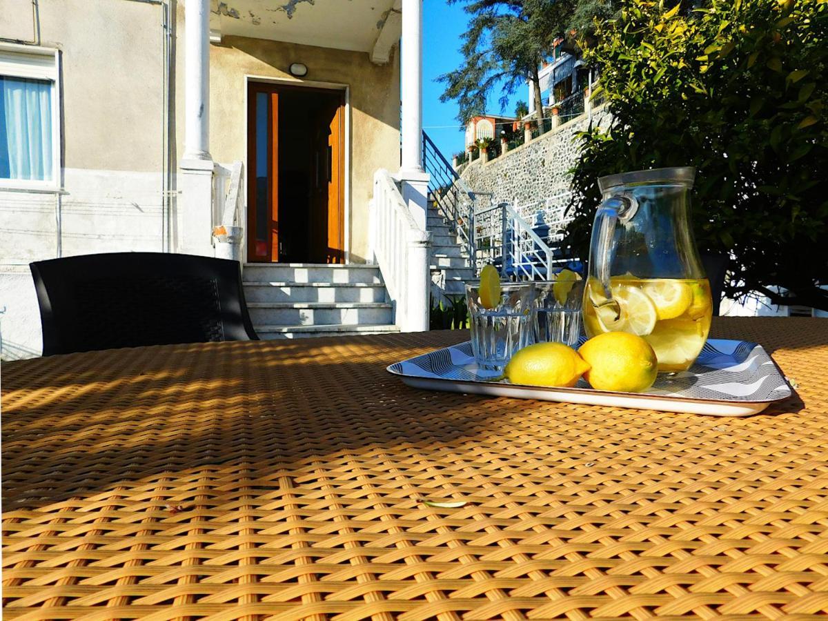 Villa Unifamiliare Con Posto Auto! Levanto Exteriér fotografie