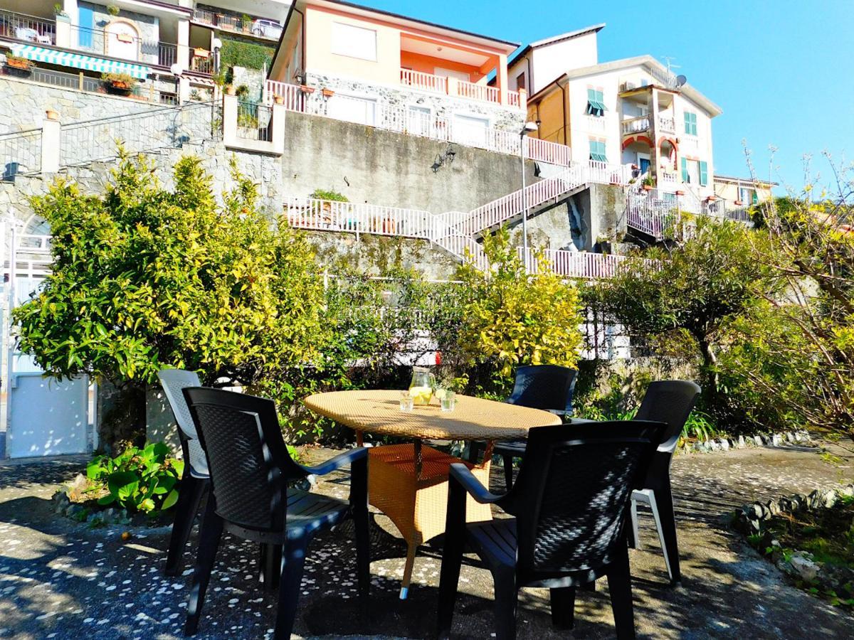 Villa Unifamiliare Con Posto Auto! Levanto Exteriér fotografie